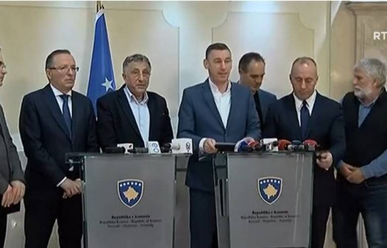 Eğitim Sendikası Derslerin Pazartesi Başlayacağını Teyit Etti