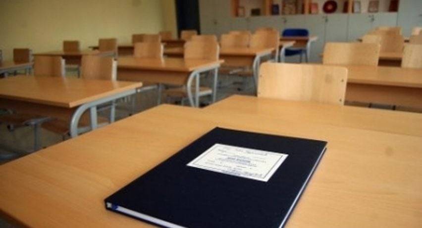 Öğretmenlere 100 Euro Ek Ödeme Yapıldı