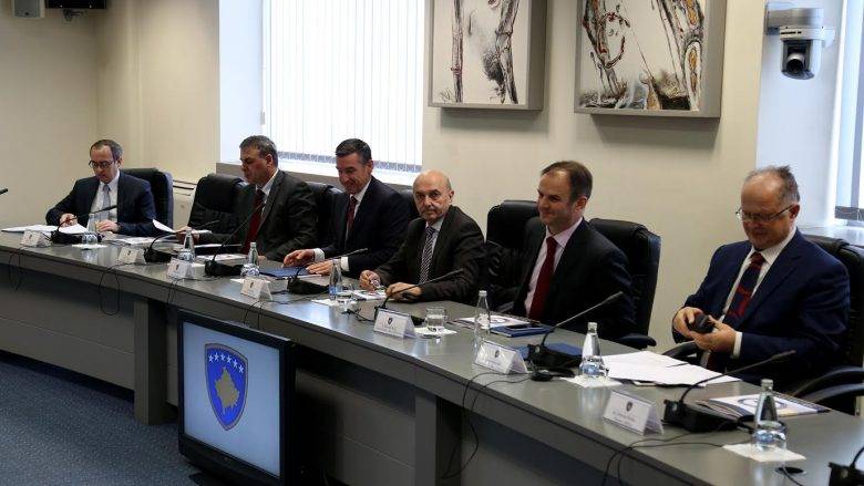 Kosova Güvenlik Konseyi  Ülkede Güvenlik Durumu Tartıştı