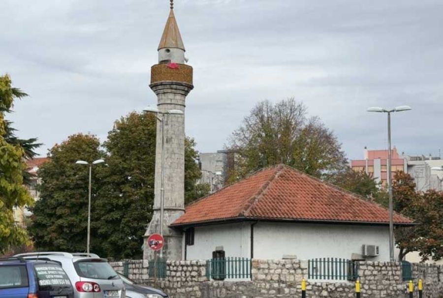 Karadağ Nikšić Hadži (Hacı) İsmail Camii'nin Yeniden İhyası Başladı