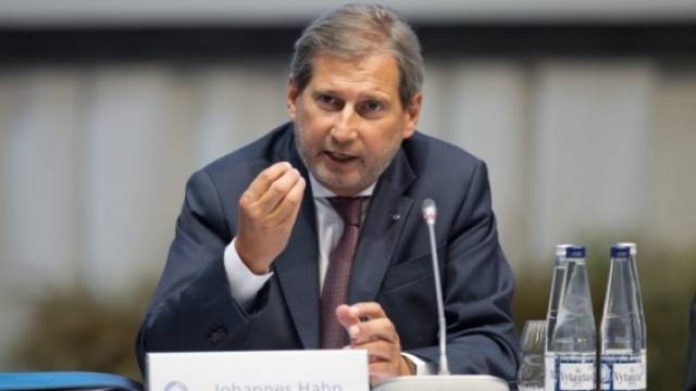 Hahn: Kosova'nın AB Üyesi Olması için Her Şeyi Yapacağız