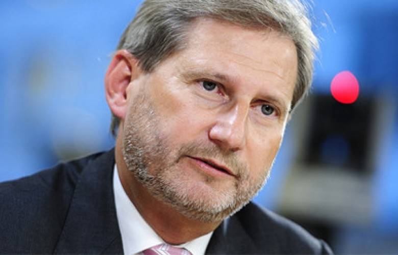 Hahn, Telefon Kodu Anlaşmasını Selamladı