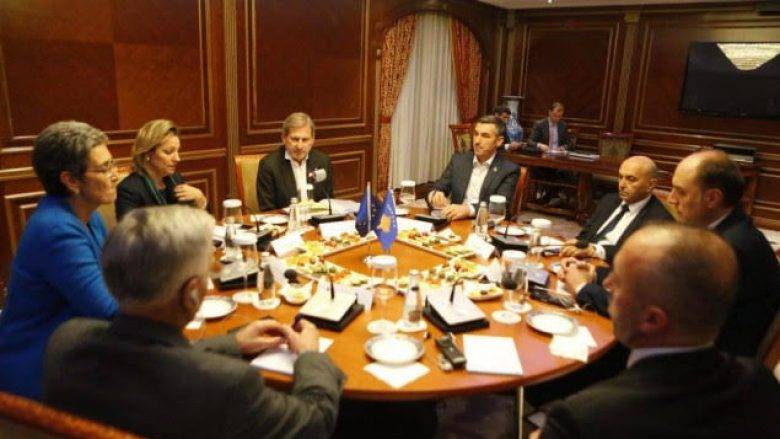 AB Yetkilileri ve Ülke Siyasi Liderleri Arasında Görüşmeden Sonuç Çıkmadı
