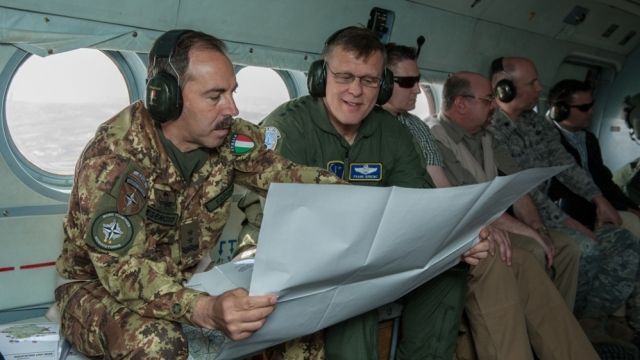 Kosova Hava Sahası  Sivil Hava Ulaşıma Açıldı