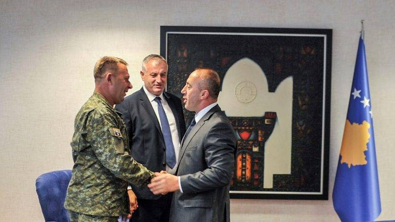 Haradinaj ve KGG Bakan ile Komutanı Ordunun Kurulmasını Görüştü