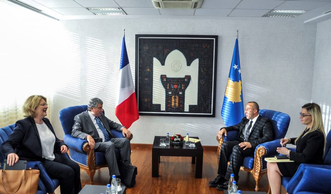Fransa: Vergiyi ya Askıya Alın, ya da Kaldırın!