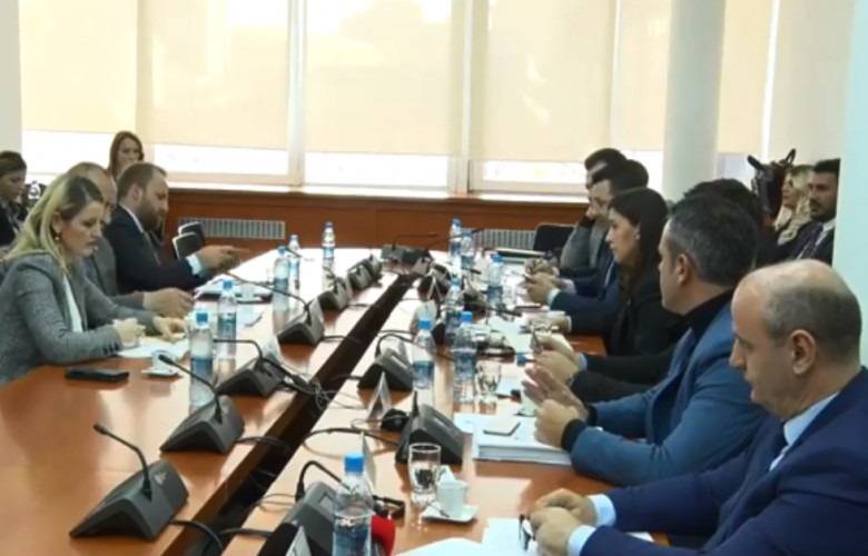 Haradinaj Vizelere Ait Kanun Tasarılarının Sürece Dahil Edilmesini Talep Ediyor