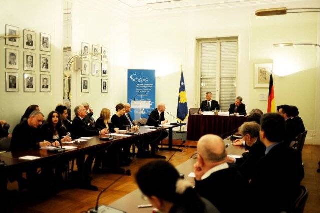 Thaçi: Kosova Tehlikede Değil- Almanya, Göçmenleri Geri Gönderecek