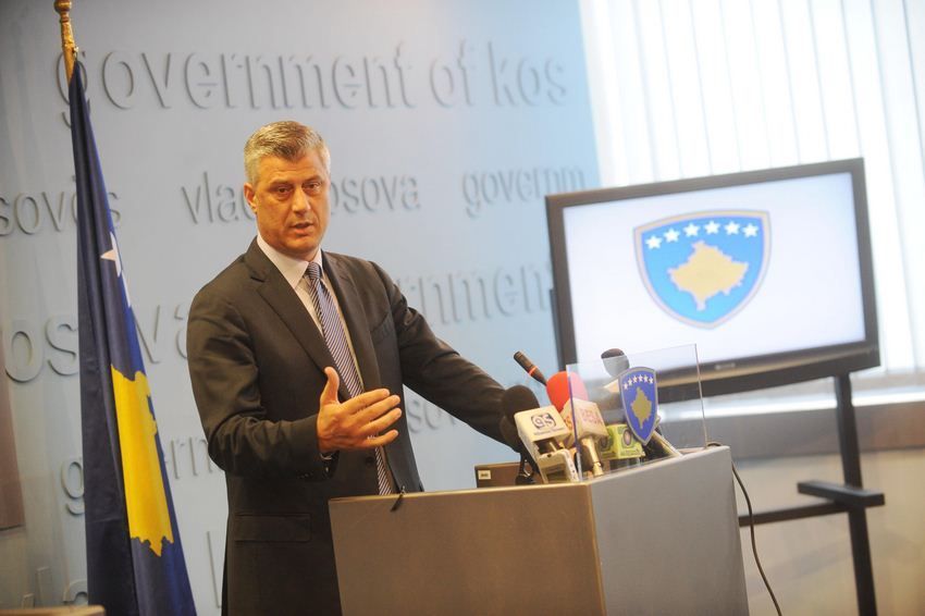 Thaçi, Pacolli'yi Takdir Etti