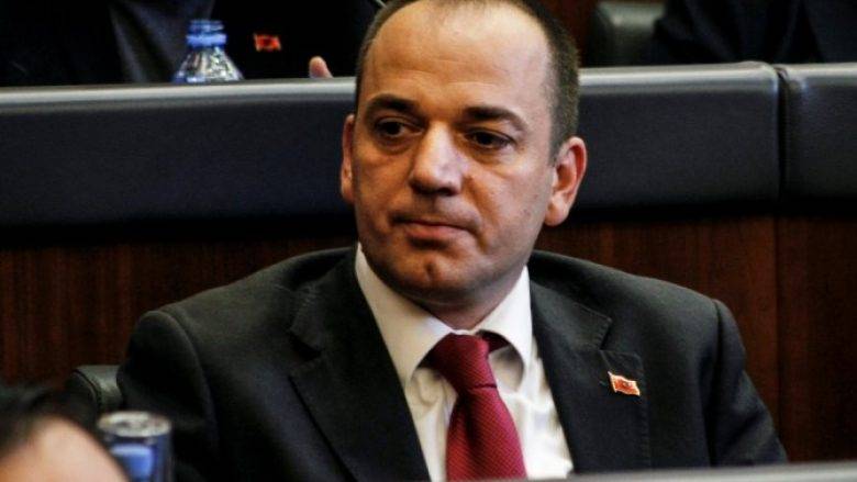 Seçimler Yakın,  Ortaklar Koalisyonun Bozulması Peşinde