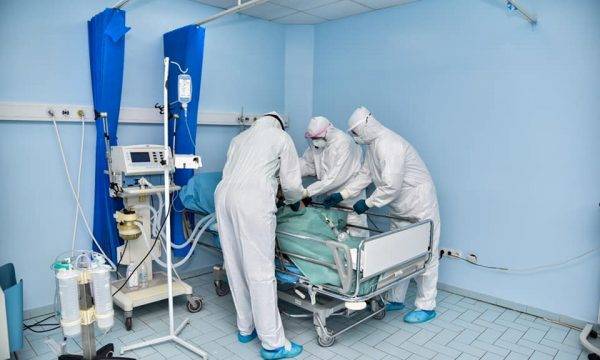 49 Vatandaşımız Hastanelerde Covid-19 Tedavisi Görüyor