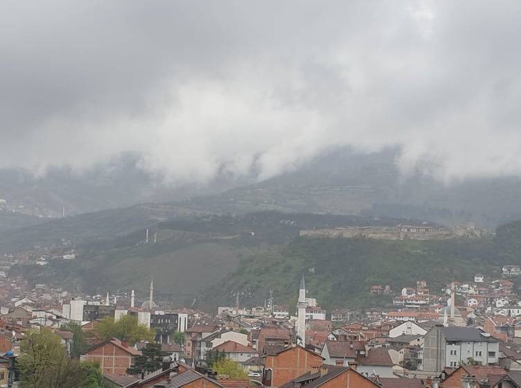 Hava Yağmurlu, Pazar İtibariyle Güneşli ve Daha Sıcak