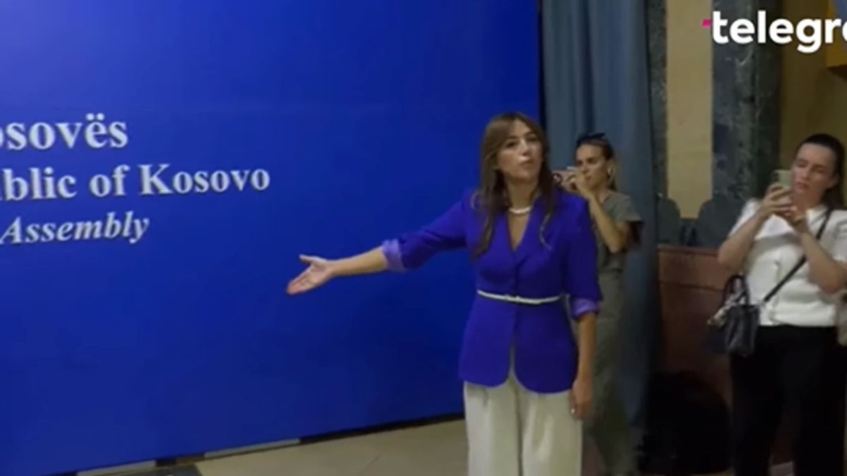 Haxhiu, PDK Milletvekilleri Yaklaşınca Basın Toplantısını İptal Etti