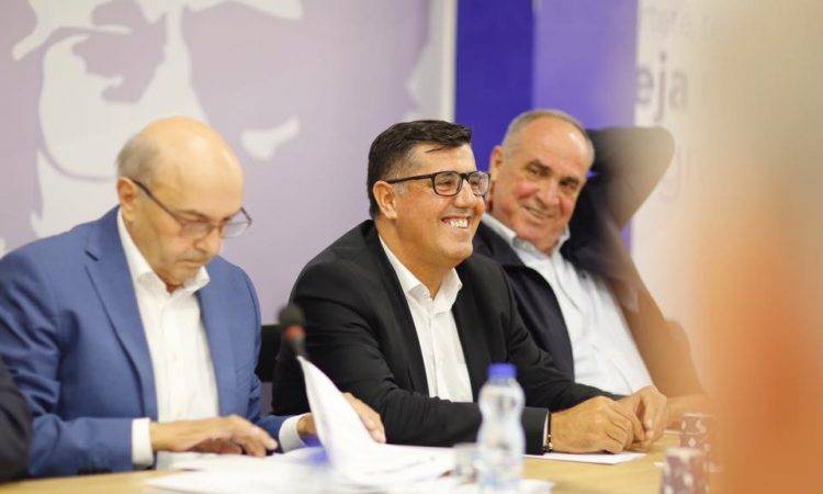 Haziri, VV ve LDK Arasında Anlaşmaya Varılmasını İstiyor