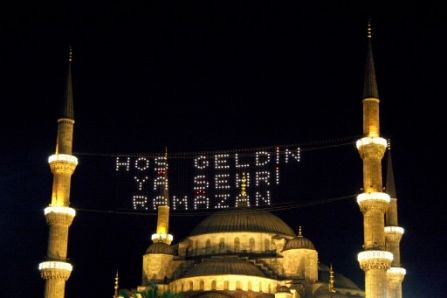 Türkiye Diyanet İşleri Kosova'ya 10 Din Görevlisi Gönderdi