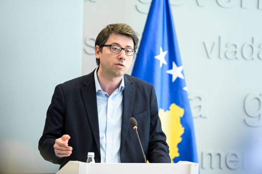 Çocuklar ve Emeklilere 100 Euroluk Ek Destek Gelecek Hafta Ödenecek