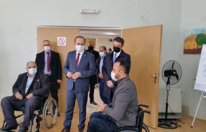 Hoti, Selmanaj ve Reçica Engelli Çocukları Ziyaret Etti