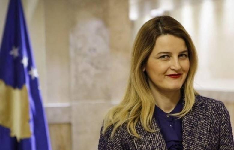 Hoxha,  Vize Serbestisinin Yıl Sonuna Kadar Olacağından Ümitli