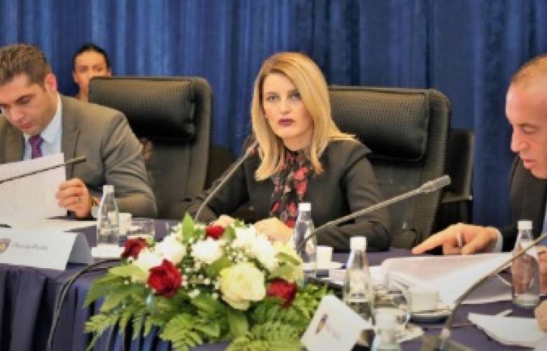 Hoxha: Kosova’ya Etkili Bir Yönetim Gerekiyor