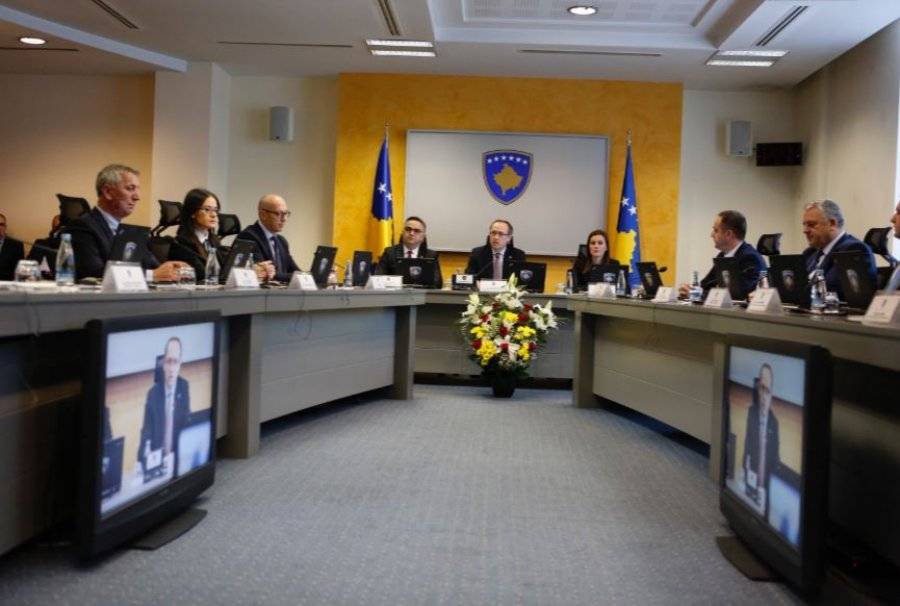 Kosova Hükümeti’nin Ömrü Sırp Listesi’ne Bağlı