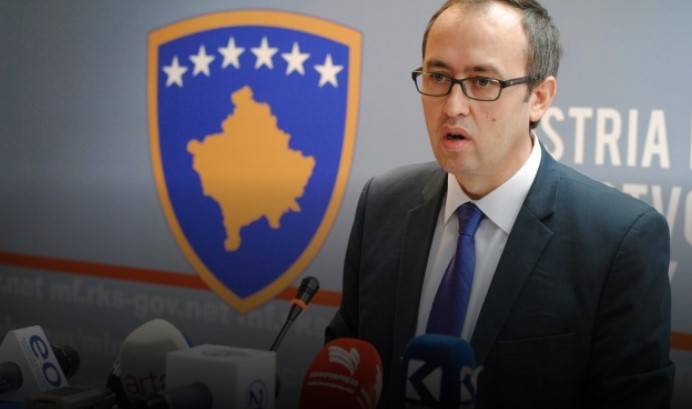 Haradinaj Anayasa’yı İhlal Ediyor