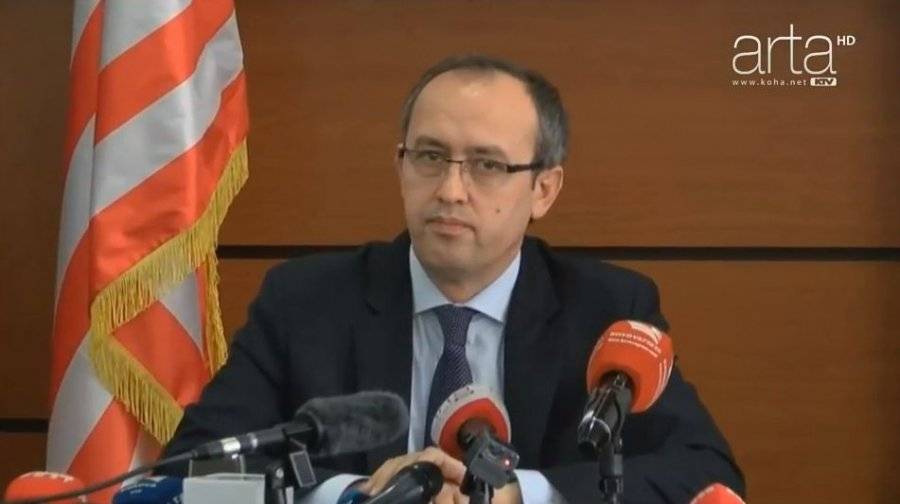 Haradinaj Ülkeyi İzole Etti