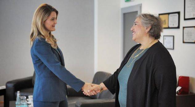 Papadopoulou ve Hoxha, Kosova'da Hukuk Üstünlüğünü Görüştü