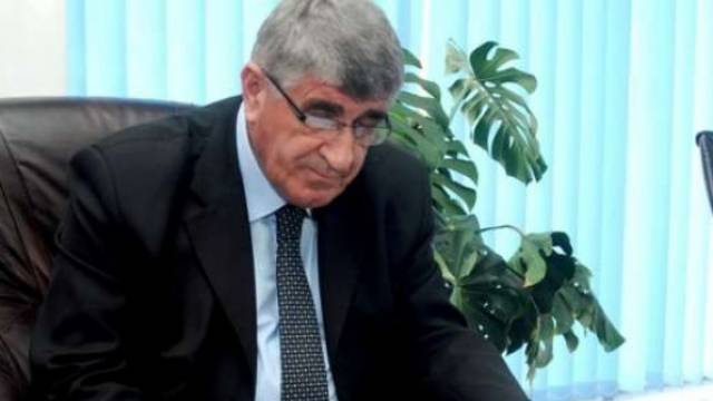 Bakanlar, Sekreterler ve Müdürler Soruşturuluyor