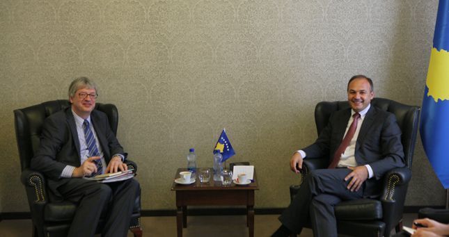 Almanya Kosova'nın Stratejik Partneri