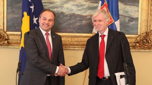 Hoxhaj Finlandiya'dan Kosova'ya Yatırım Talep Etti