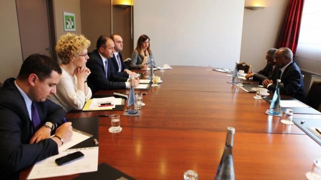 Hoxhaj, Afrika Ülkelerinde Tanınma İçin Lobicilik Yapıyor