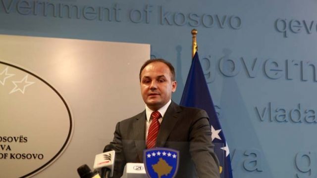 Hoxhaj, Müslüman Ülkeleri Meslektaşlarının Bayramını Kutladı