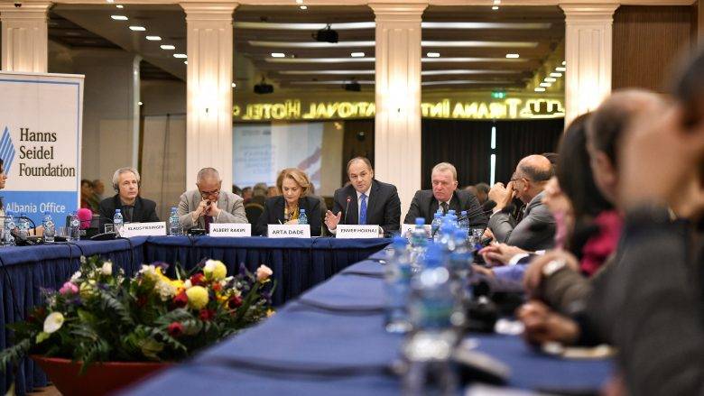 Kosova Cuma’dan Sonra NATO’yu Hedefliyor