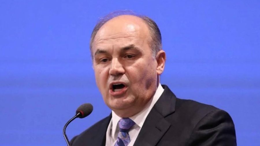 Yarış Demokratik Değil, Başkan Süreci Önceden Kapattı