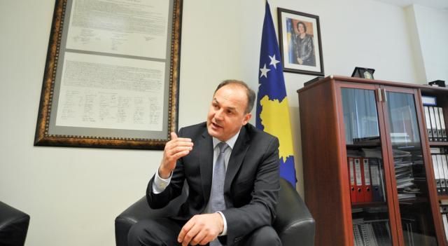 Hoxhaj: Bölgedeki Arnavutları PDK Korur