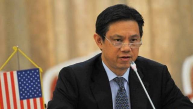 Hoyt Yee, Kosova Ziyaretini İptal Etti