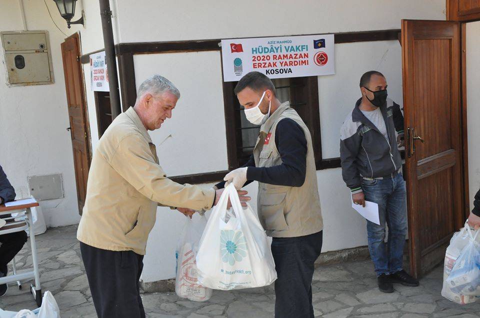 Prizren’de 150 Aileye Ramazan Erzak Yardımı