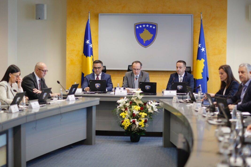 Kosova Hükümeti Toplandı, Covid-19 Tedbirlerinin Hafifletilmesi Bekleniyor