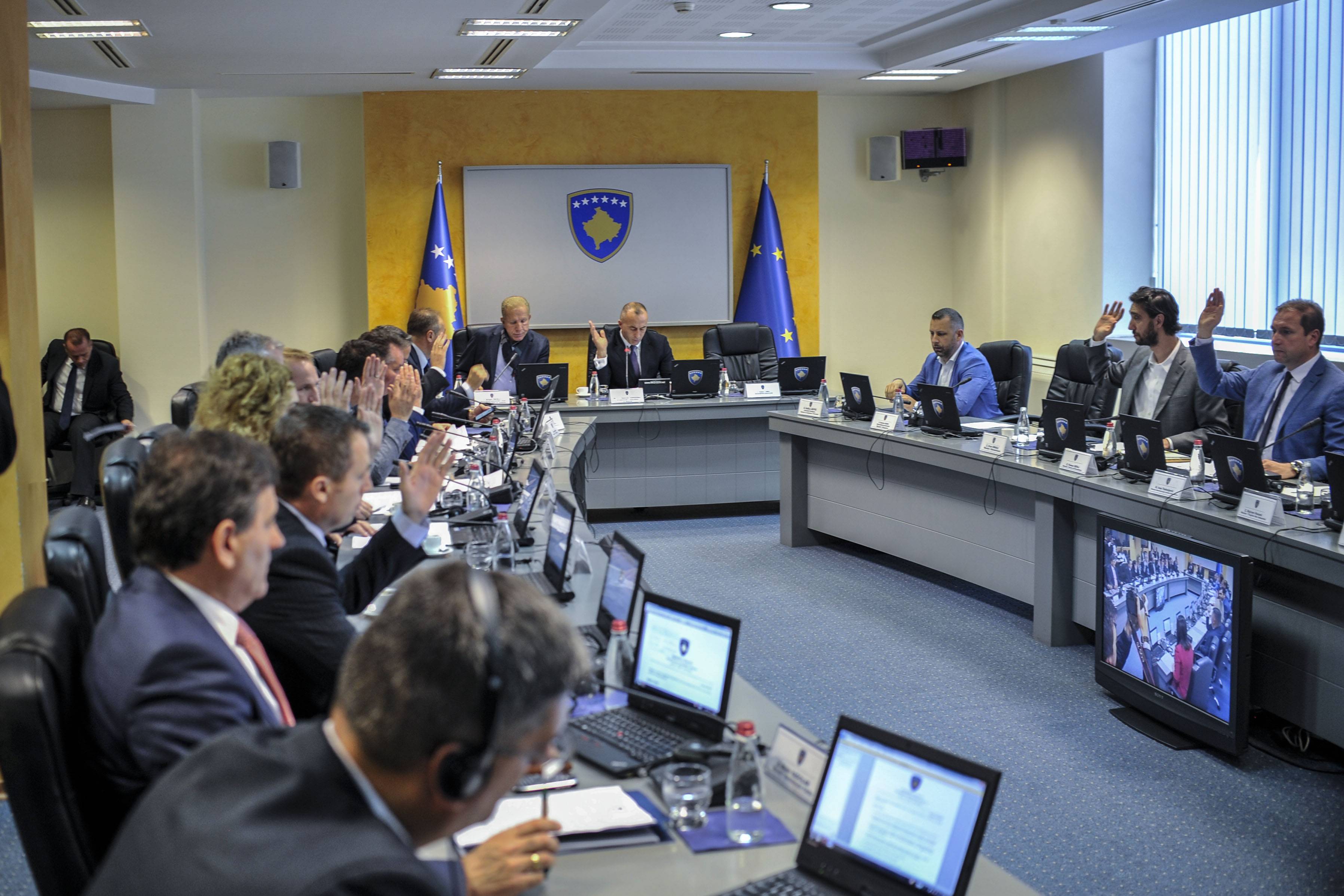 Anti-IŞİD Koalisyonuna 100 bin, Buyanovaç Okulun 40 Bin Avro