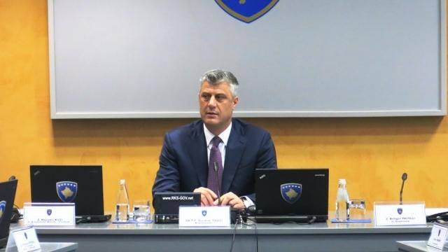 Hükümet Basına Kapandı