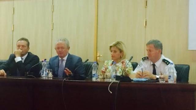 Hyseni: Sorunların Hiçe Sayılması ve Kamufle Edilmesi Çabaları Tehlikedir