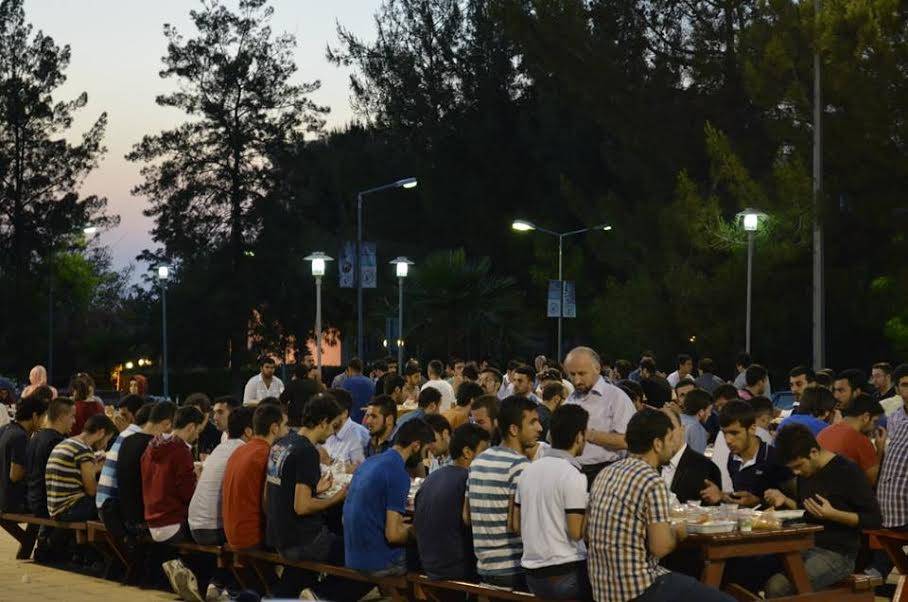 Kıbrıs'ta 30 Köyde 'Köyümde İftar Var' Sloganıyla İftar Verilecek