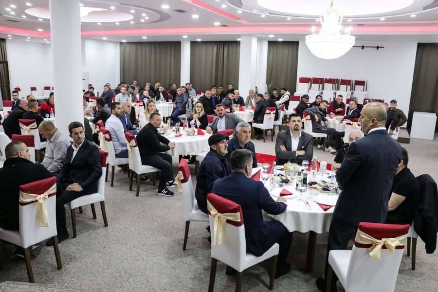 Haradinaj, Tedbirlere Uyulmadığı Bir İftar Verdi