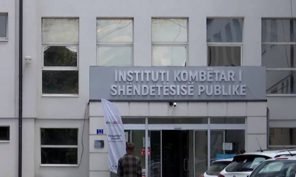 IKSHPK: Test Yaptıranlar, Sonucu Alıncaya Kadar Evlerinde Kalsınlar