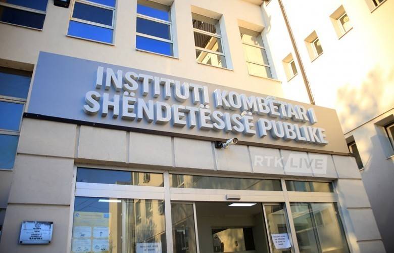 Kosova’da 427 Aktif Vaka Bulunuyor
