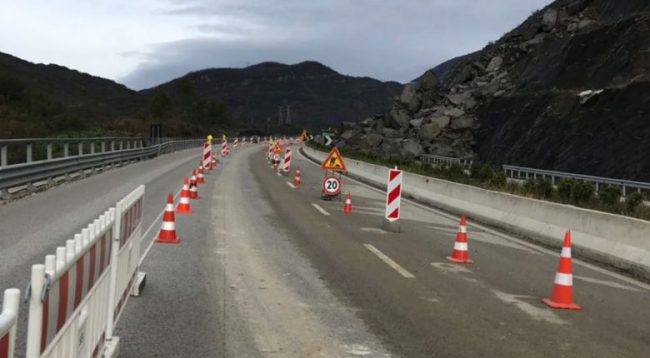 Kaçanik-Elezhan Ulusal Yolu Ulaşıma Kapalı Olacak