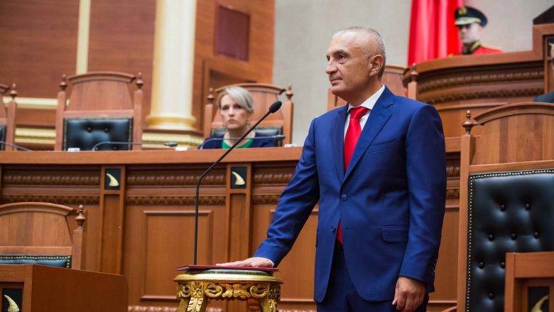 Arnavutluk Parlamentosu, Cumhurbaşkanı İlir Meta’yı Görevden Aldı