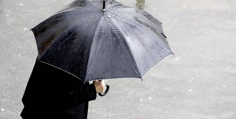 Hava Bugün Sıcak, Öğleden Sonra ise Yağışlı