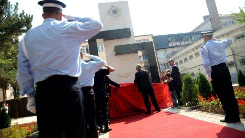 Thaçi: Zymberi,  Anayasa'nın Nasıl Korunduğu Örneği