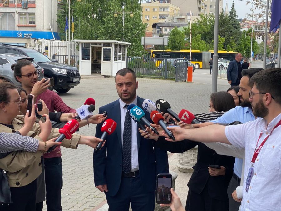VV, Gizli Oylama Teklifinden Vazgeçmiyor